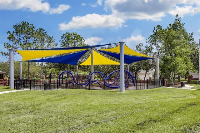 9419 GREENPOINTE DRIVE, Tampa, FL 33626