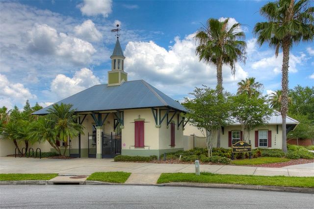 9419 GREENPOINTE DRIVE, Tampa, FL 33626