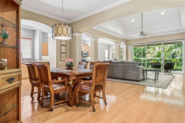 9419 GREENPOINTE DRIVE, Tampa, FL 33626