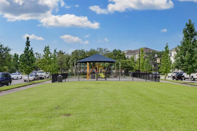 9419 GREENPOINTE DRIVE, Tampa, FL 33626