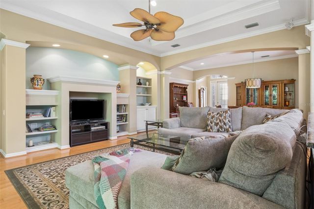 9419 GREENPOINTE DRIVE, Tampa, FL 33626