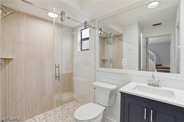 1245 Solana RD, Naples, FL 34103