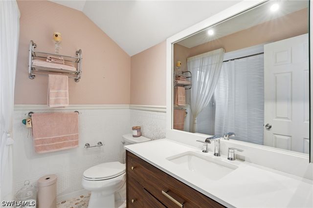 1245 Solana RD, Naples, FL 34103