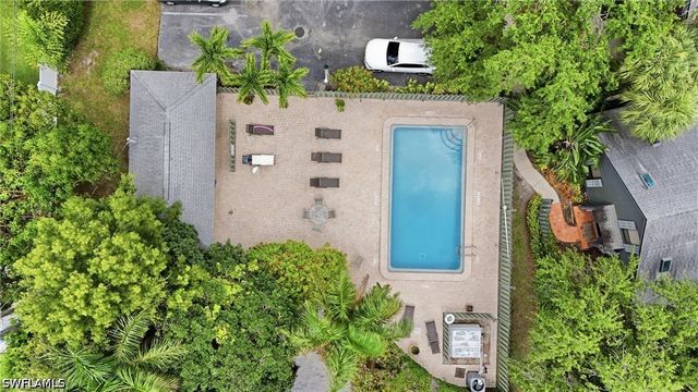 1245 Solana RD, Naples, FL 34103