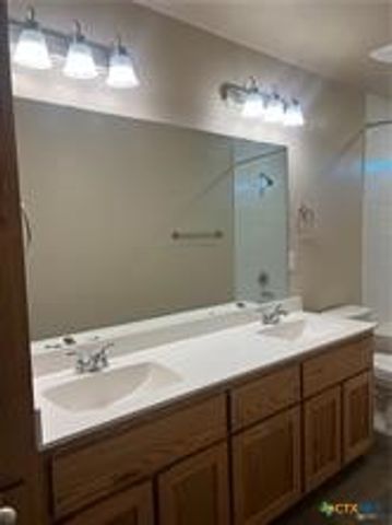 1102 Zora Drive A & B, Temple, TX 76504