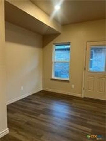 1102 Zora Drive A & B, Temple, TX 76504