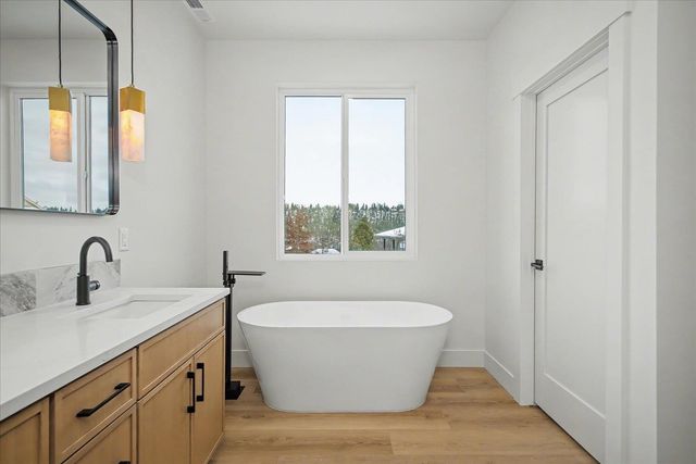 5112 S JORDAN Ln, Spokane, WA 99224