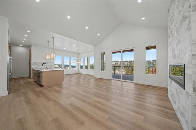 5112 S JORDAN Ln, Spokane, WA 99224