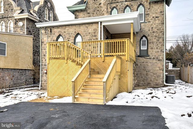 408 HIGHLAND AVE, Ambler, PA 19002