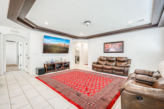 1811 RITZY LOU Place, El Paso, TX 79928