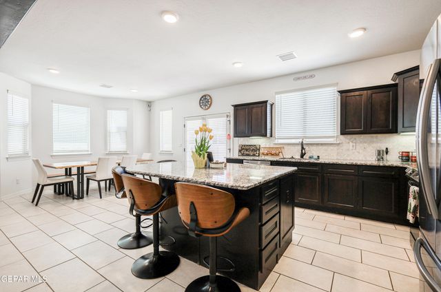 1811 RITZY LOU Place, El Paso, TX 79928