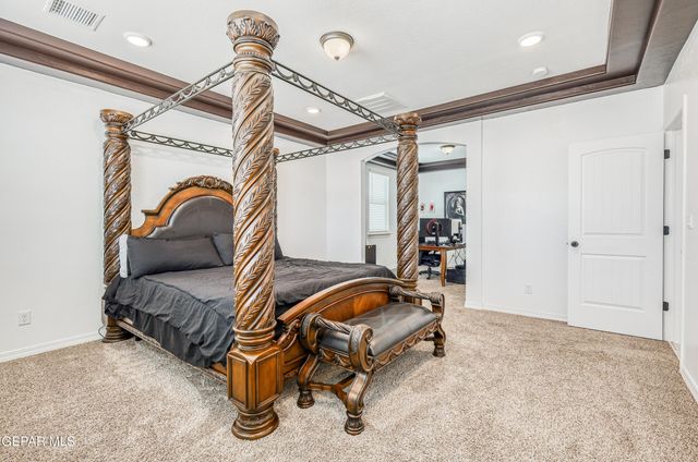 1811 RITZY LOU Place, El Paso, TX 79928