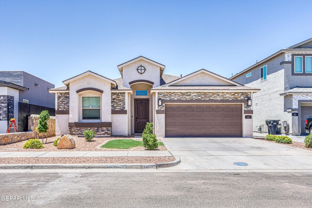 1811 RITZY LOU Place, El Paso, TX 79928