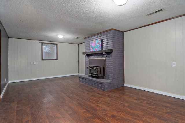 2516 W Blackburn Drive, Springfield, MO 65807