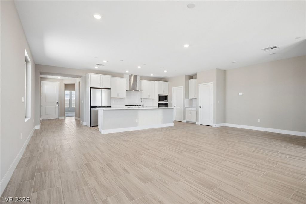 9725 Sangria Sunrise Avenue, Las Vegas, NV 89143 — photo 3