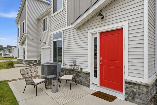 9567 Capstone Court, West Des Moines, IA 50266