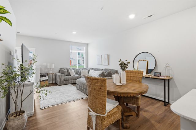 9567 Capstone Court, West Des Moines, IA 50266