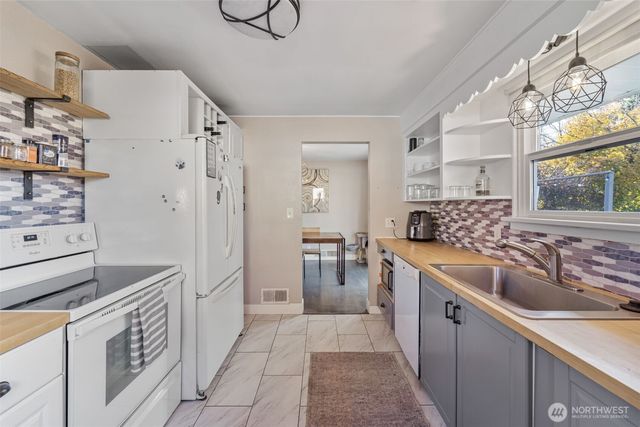 123 N Roosevelt Street, Walla Walla, WA 99362