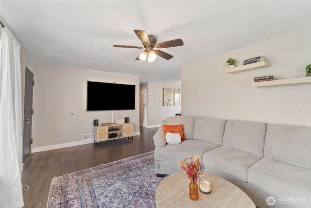 123 N Roosevelt Street, Walla Walla, WA 99362