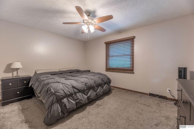 4973 S 147th Street, Omaha, NE 68137