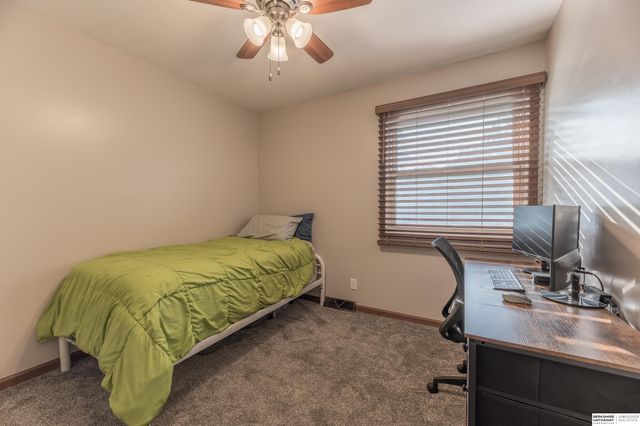 4973 S 147th Street, Omaha, NE 68137