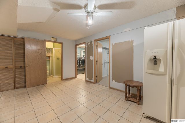 4973 S 147th Street, Omaha, NE 68137