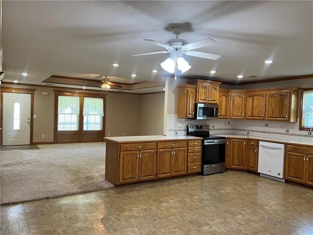 610 S Connor Street, Odessa, MO 64076