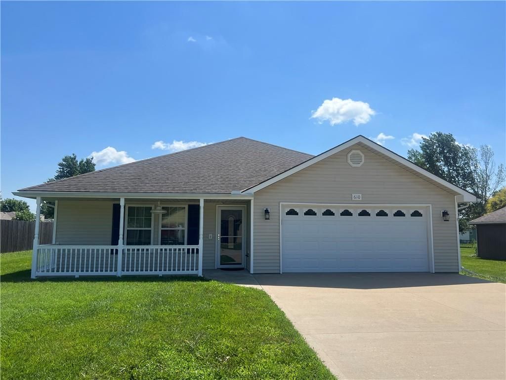 610 S Connor Street, Odessa, MO 64076