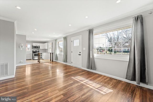 501 HANSON AVE, Fredericksburg, VA 22401