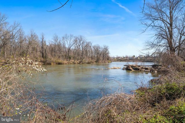 501 HANSON AVE, Fredericksburg, VA 22401