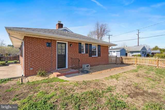 501 HANSON AVE, Fredericksburg, VA 22401