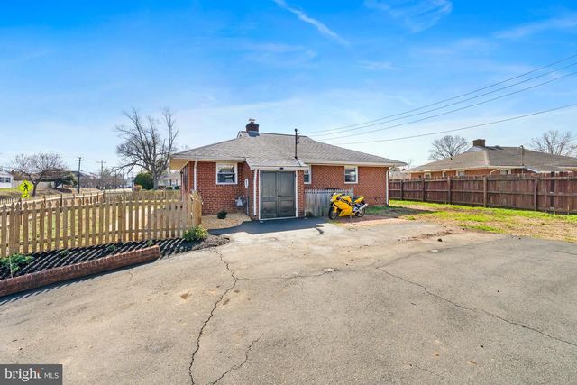 501 HANSON AVE, Fredericksburg, VA 22401