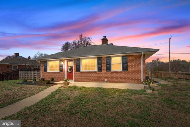 501 HANSON AVE, Fredericksburg, VA 22401