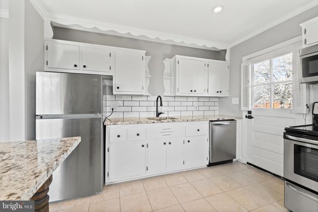 501 HANSON AVE, Fredericksburg, VA 22401