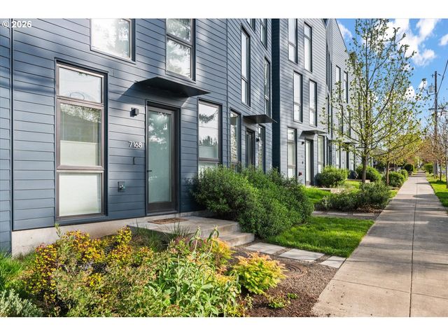 7168 N VANCOUVER Ave, Portland, OR 97217