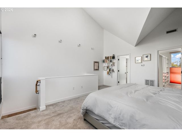 7168 N VANCOUVER Ave, Portland, OR 97217