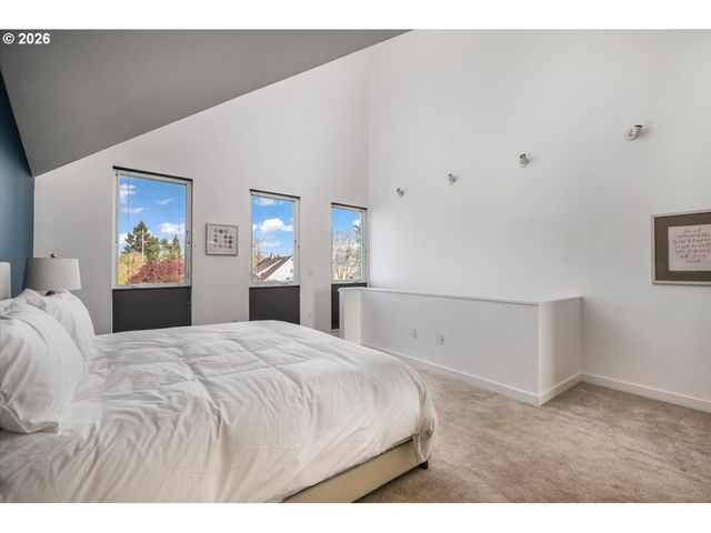 7168 N VANCOUVER Ave, Portland, OR 97217