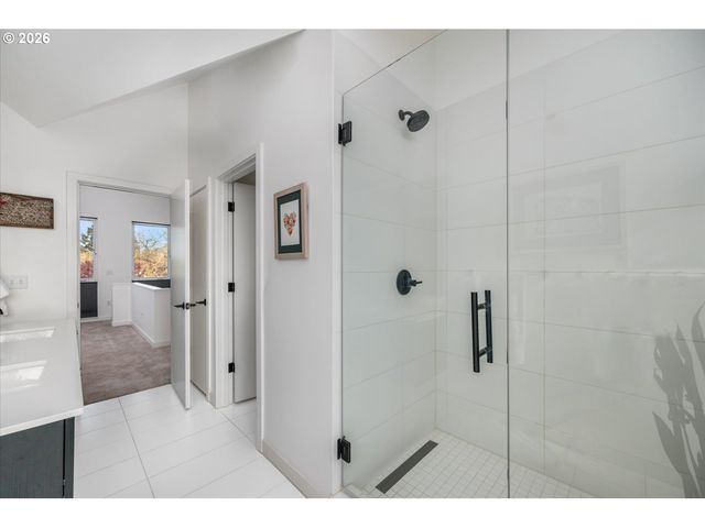 7168 N VANCOUVER Ave, Portland, OR 97217