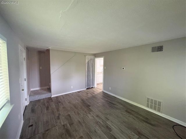 33514 Berville, Westland, MI 48186