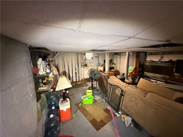 2804 E St, Mckeesport, PA 15133