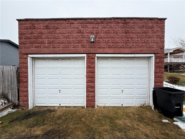 2804 E St, Mckeesport, PA 15133