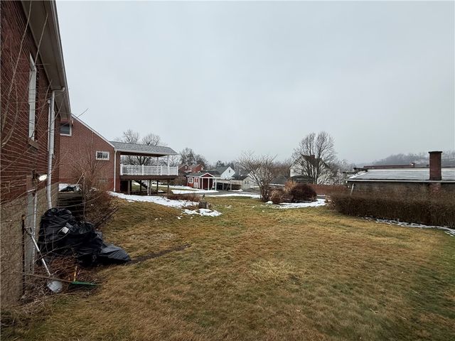 2804 E St, Mckeesport, PA 15133