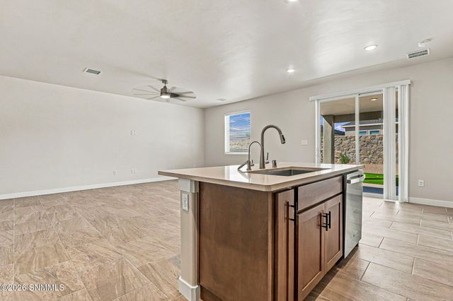 3543 King Fisher Street, Las Cruces, NM 88012