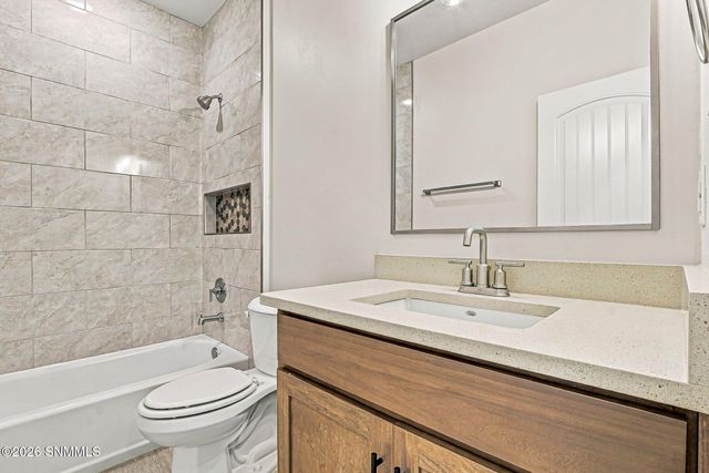 3543 King Fisher Street, Las Cruces, NM 88012