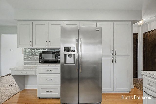 961 Maplerow Avenue Nw, City Of Walker, MI 49534