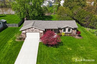 961 Maplerow Avenue Nw, City Of Walker, MI 49534