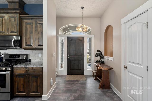 2996 E Onyx Ct, Nampa, ID 83686