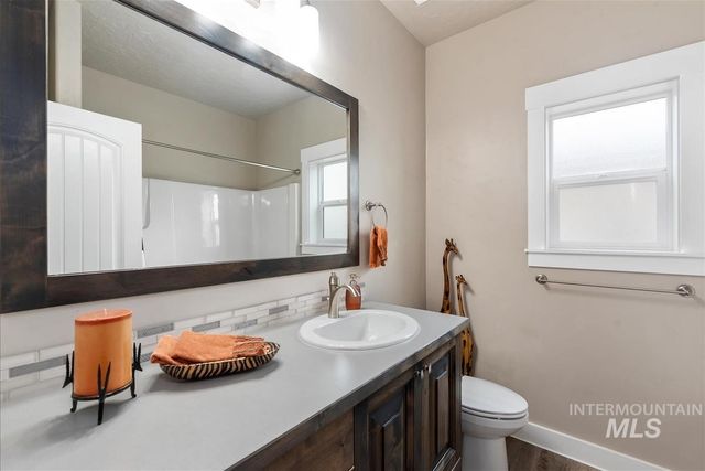 2996 E Onyx Ct, Nampa, ID 83686