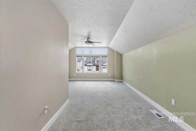 2996 E Onyx Ct, Nampa, ID 83686