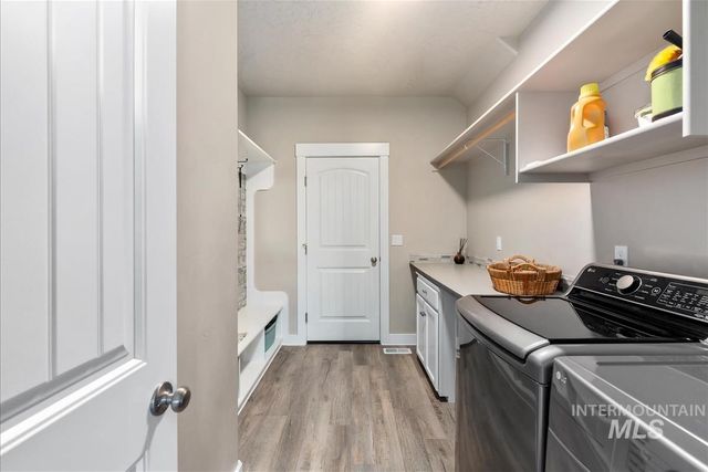 2996 E Onyx Ct, Nampa, ID 83686